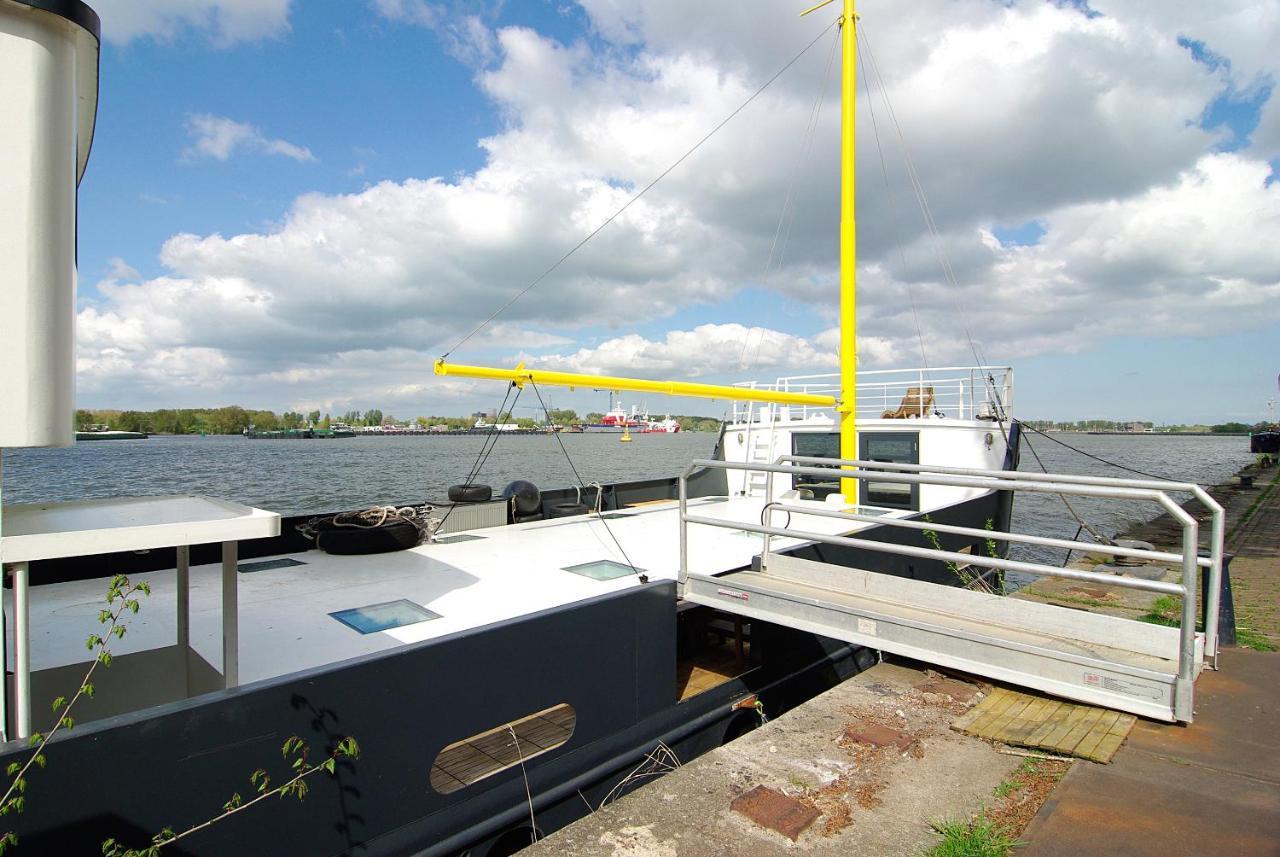 Hotel Magnificent Houseboat With A Stunning View! Amsterdam Zewnętrze zdjęcie