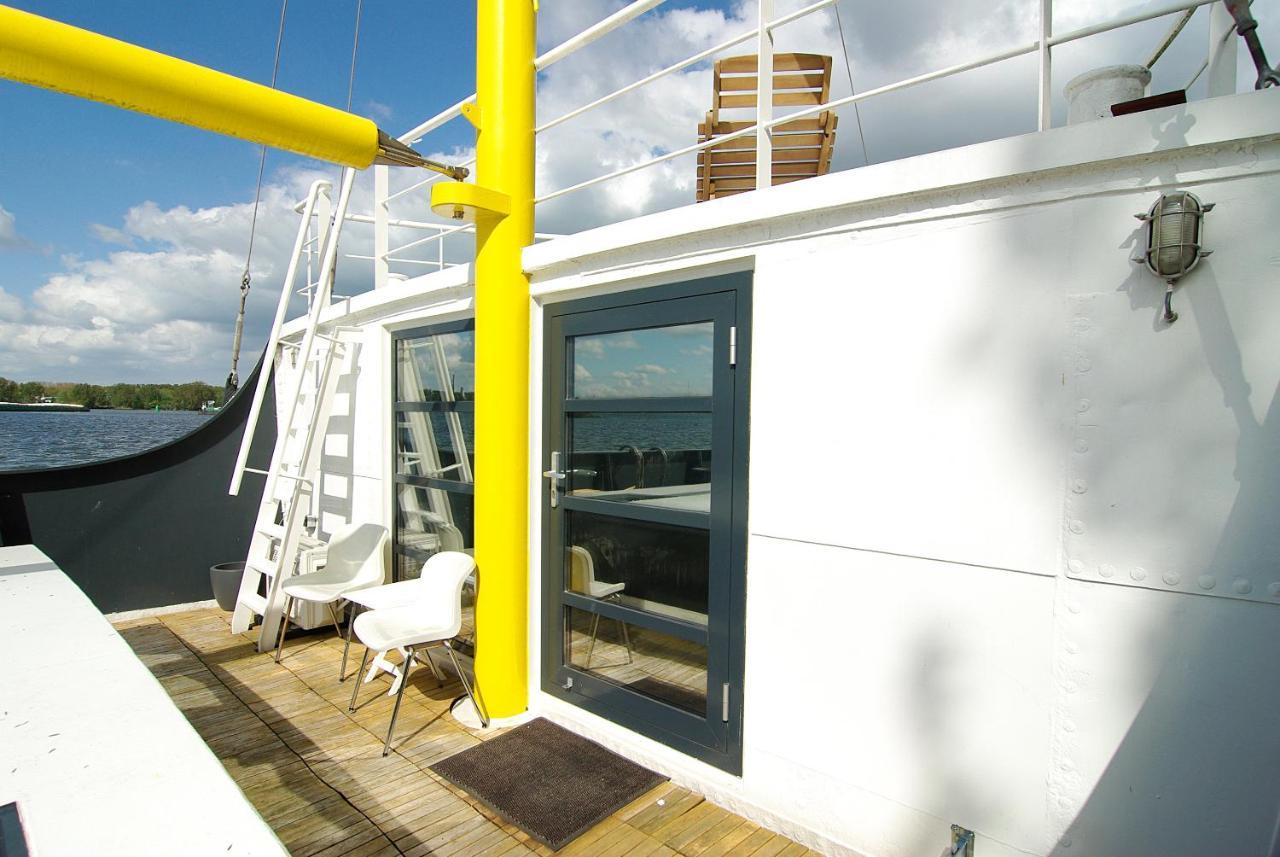 Hotel Magnificent Houseboat With A Stunning View! Amsterdam Zewnętrze zdjęcie